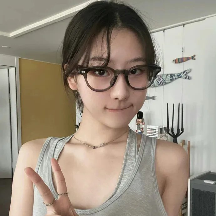笼里的女人